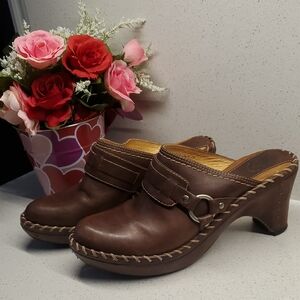 FRYE Charlotte Rings Brown Leather Heeled Clogs - (sz 7)